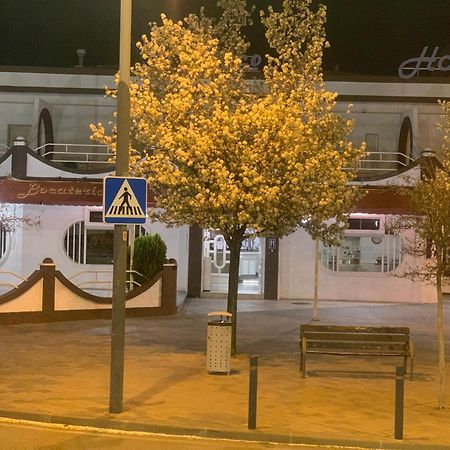 Sonseca Hostal-Cafe Gutgreco מראה חיצוני תמונה
